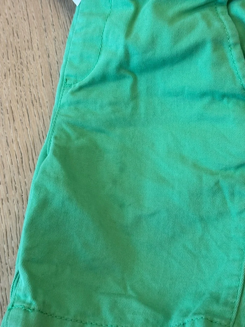 The Children's Place Boys Green Chino Shorts with Striped Belt – Size 3T